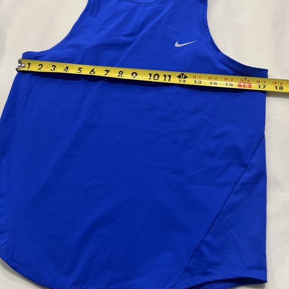 Nike Swift Women's Size S Dri-FIT Running Tank Top Woman‎ Royal Blue HQ0620 - Picture 4 of 5